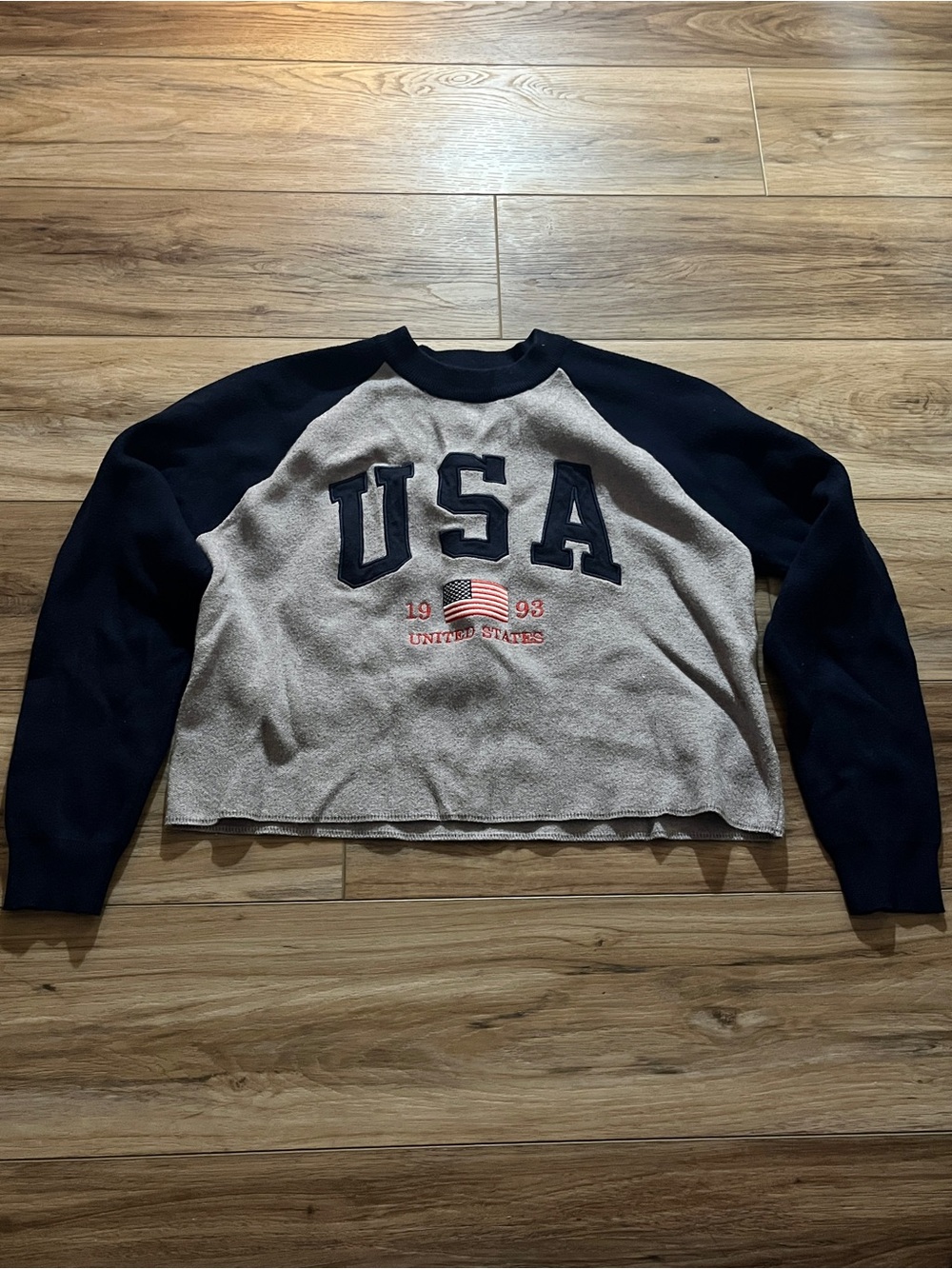 Charlotte Russe USA Raglan Crewneck Sweater - Navy & Heather Gray